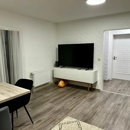 Lägenhet 3-room With Large Balcony