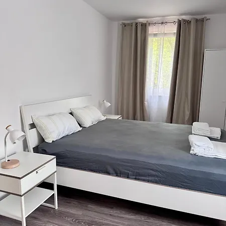 3-room With Large Balcony